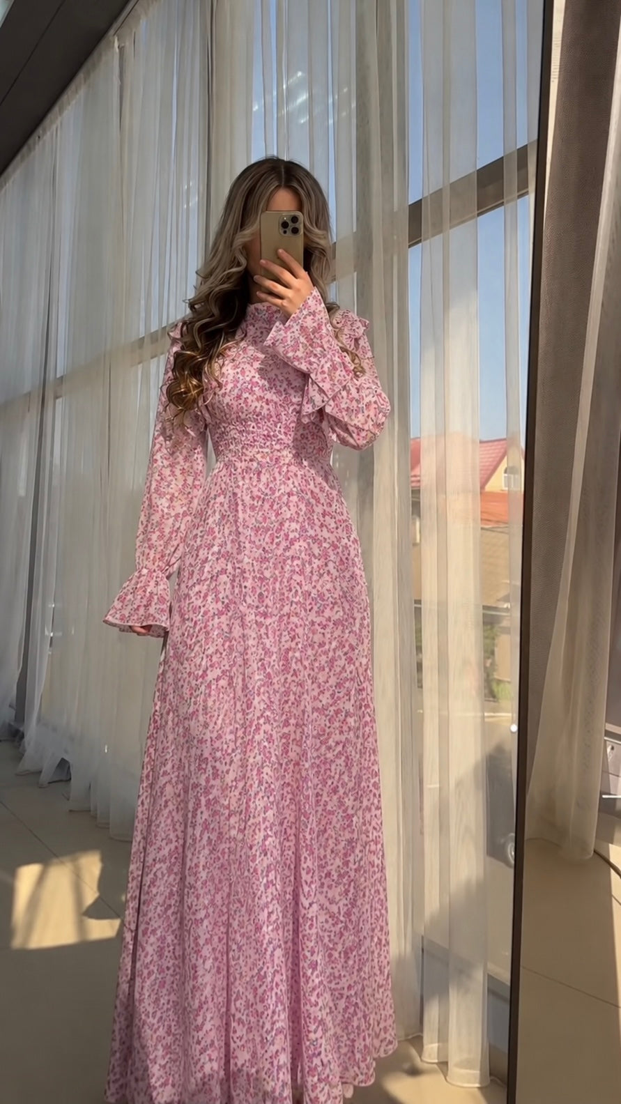 Bodenlanges Kleid mit Blumenmuster – Rosa