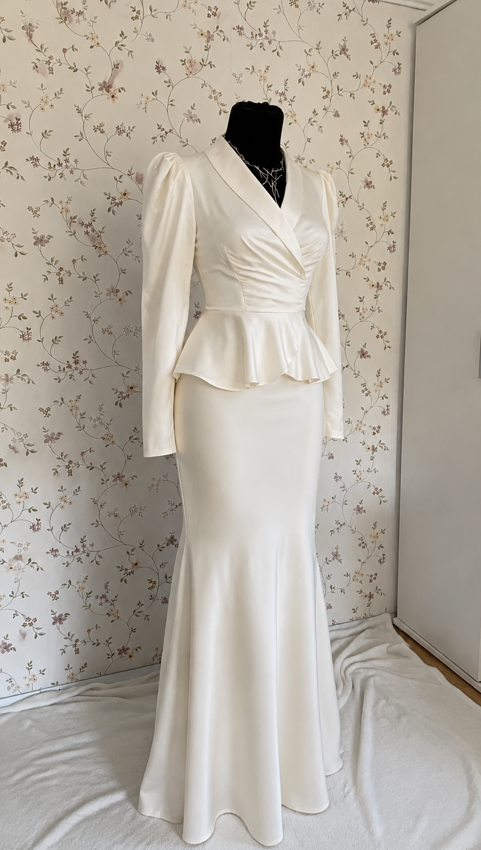 Elegantes zweiteiliges Maxi-Set in Weiß