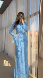 Maxi dress with lace