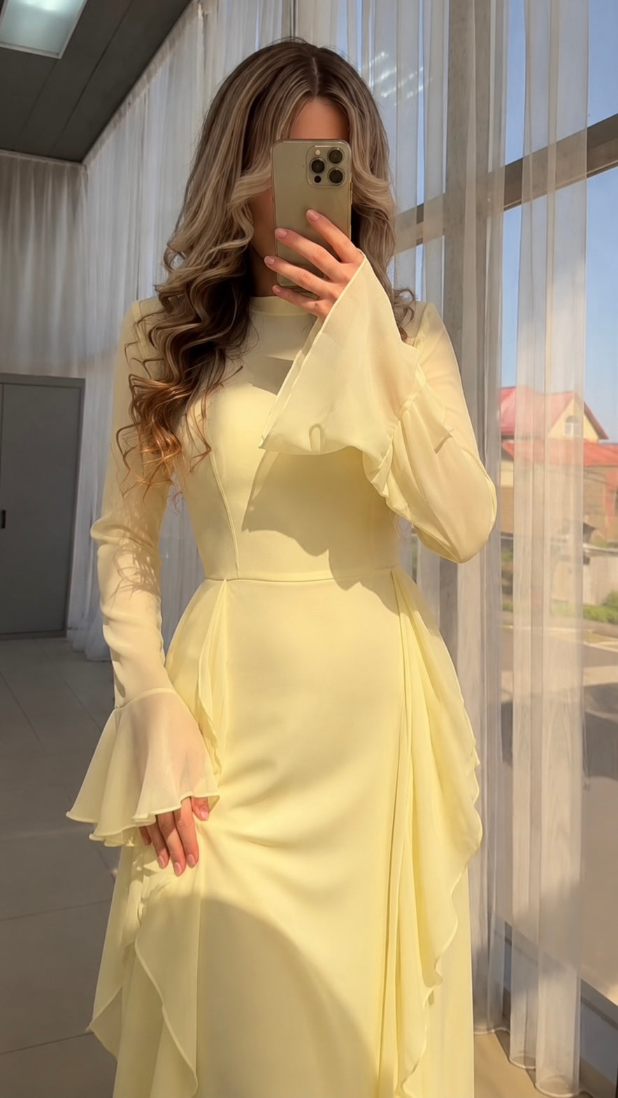 Maxi dress with ruffle details