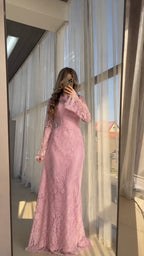 Maxikleid mit Spitze
