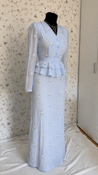 Hellblaues zweiteiliges Maxi-Set mit floralem Muster