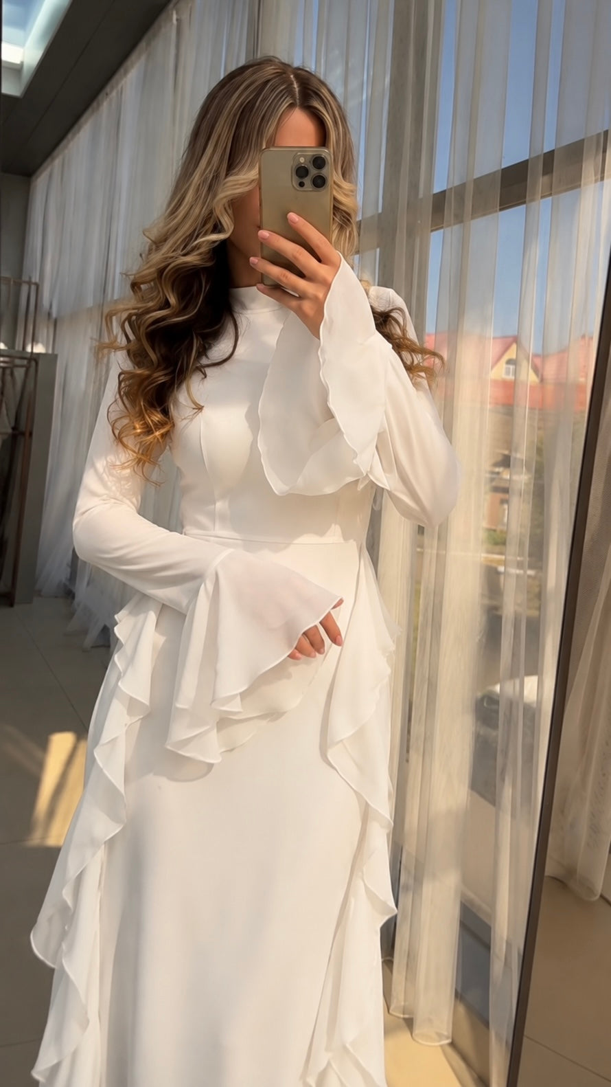 Maxi dress with ruffle details