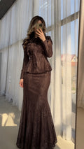Elegantes Spitzenkleid mit Schleife – Braun