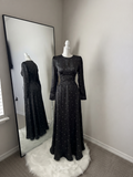 Schwarzes Maxi- Kleid