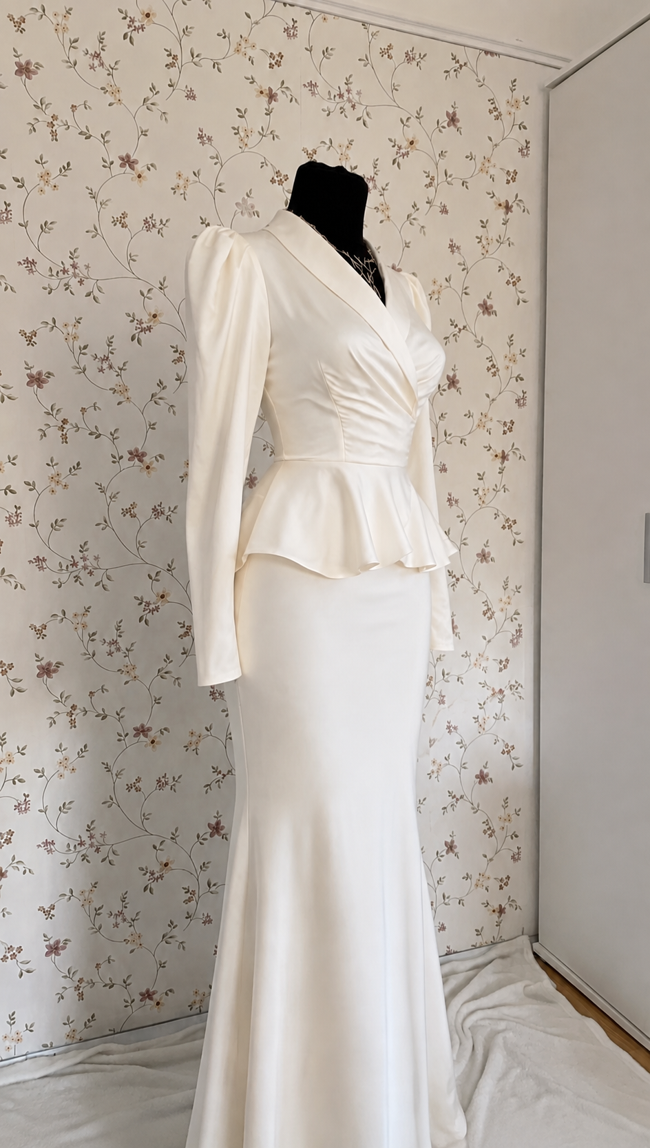 Elegantes zweiteiliges Maxi-Set in Weiß