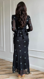 Schwarzes Maxi-Set mit blauem Blumenmuster