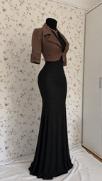 Schwarzes langärmliges Maxikleid mit kurzer brauner Jacke – 2-teiliges Set