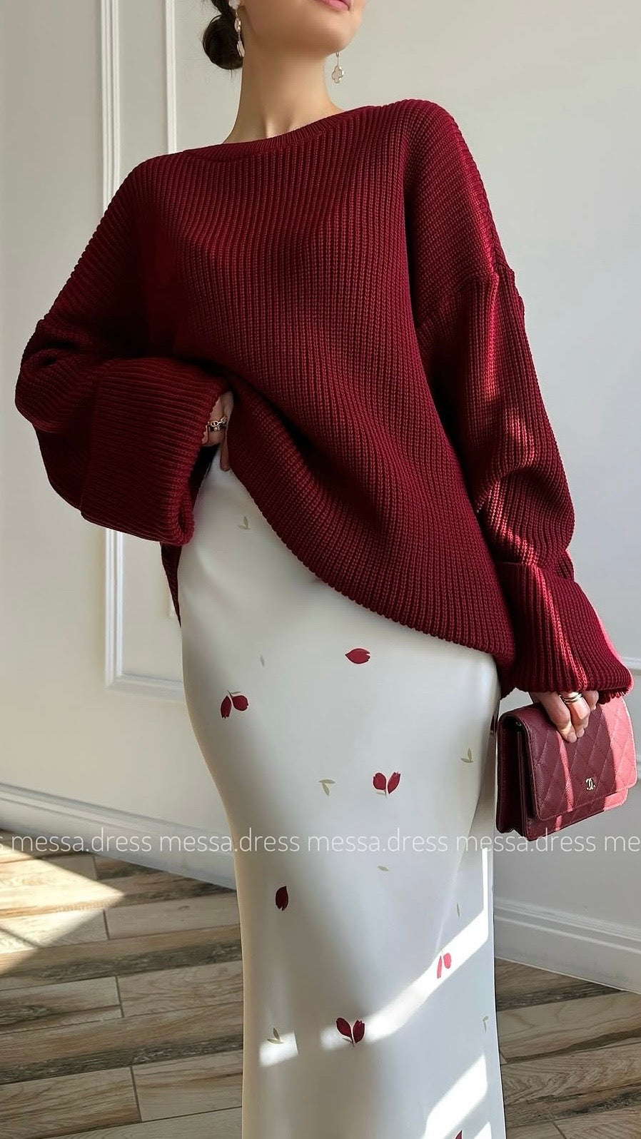 Zweiteiliges Maxi-Set in Bordeauxrot und Weiß