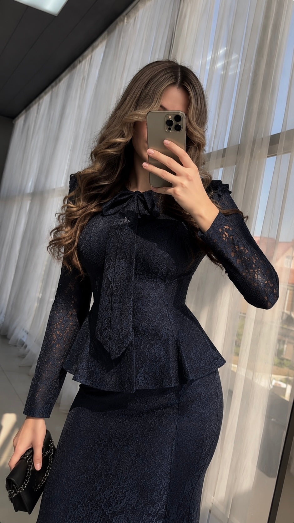 Elegantes Spitzenkleid – Dunkelblau