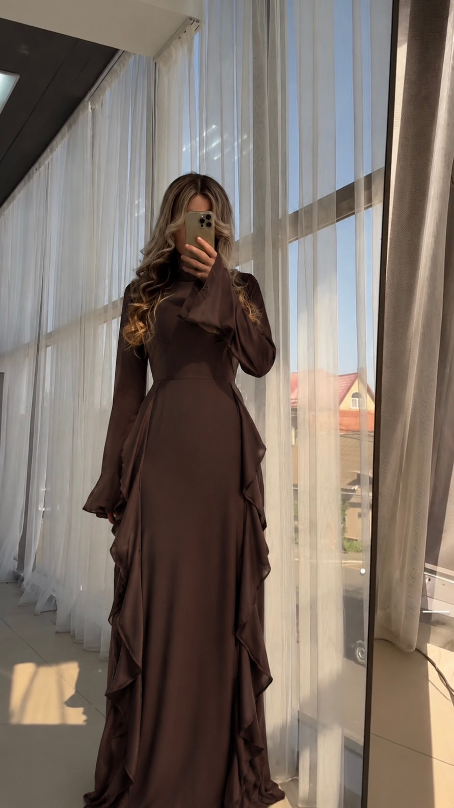 Maxi dress with ruffle details